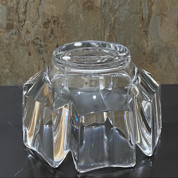 Vintage Orrefors Sweden Signed LH 64384-IL Lars Hellsten 6” Corona Crystal Bowl - Picture 8 of 13